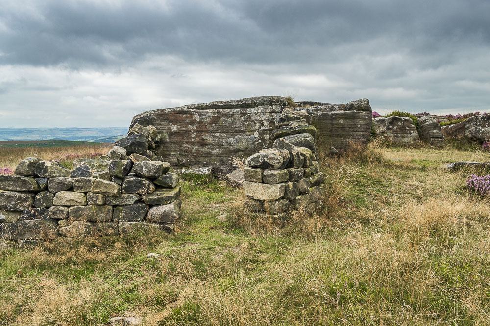White Edge (Big Moor) White Edge (Big Moor)
